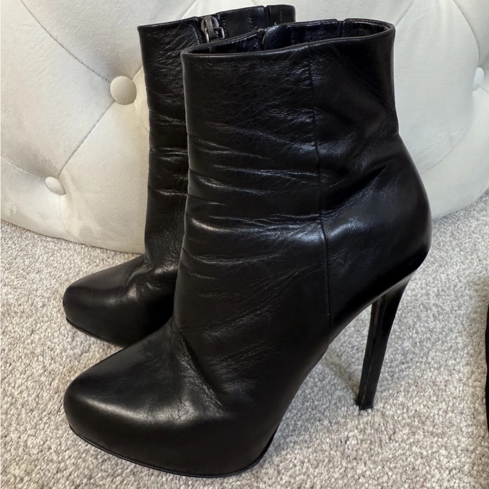 Barbara Bui Black Leather Platform Bootie Boots 5” Heels 38 8 7.5